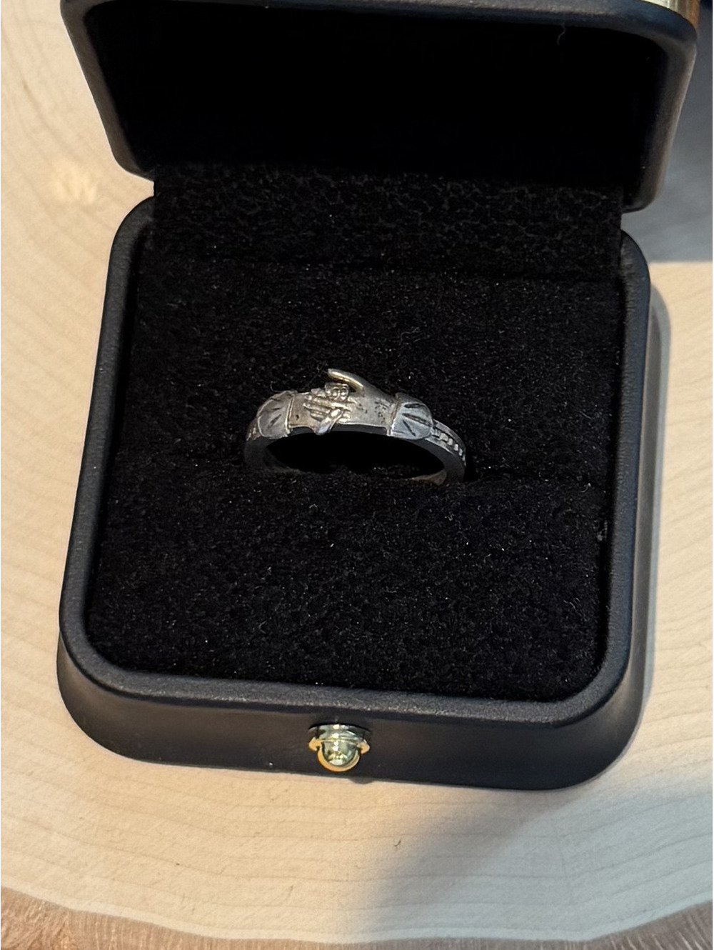 Antique Sterling Silver Fede Hands Gimmel Interlocking Hands Heart Ring US 7
